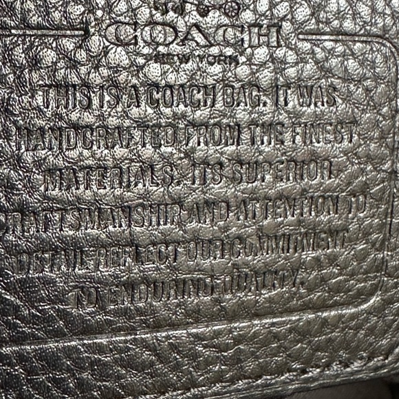 NOT FOR SALE Coach Carrie Pebbled Black Zippered Bag - Picture 6 of 9